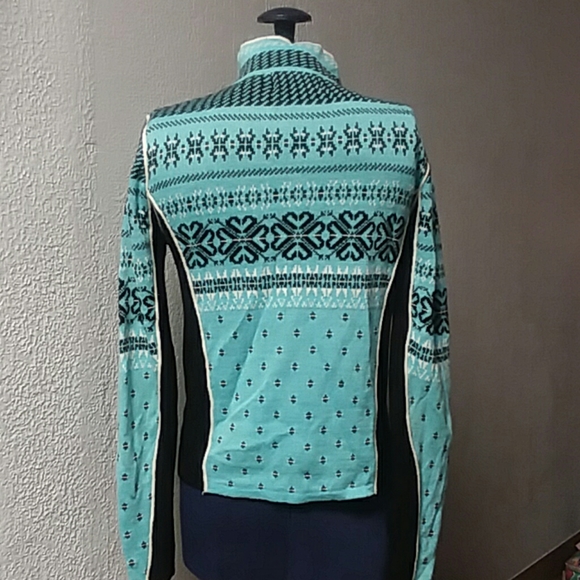 Vintage Woman's Obermeyer zip-up Winter Sweater - Picture 4 of 8
